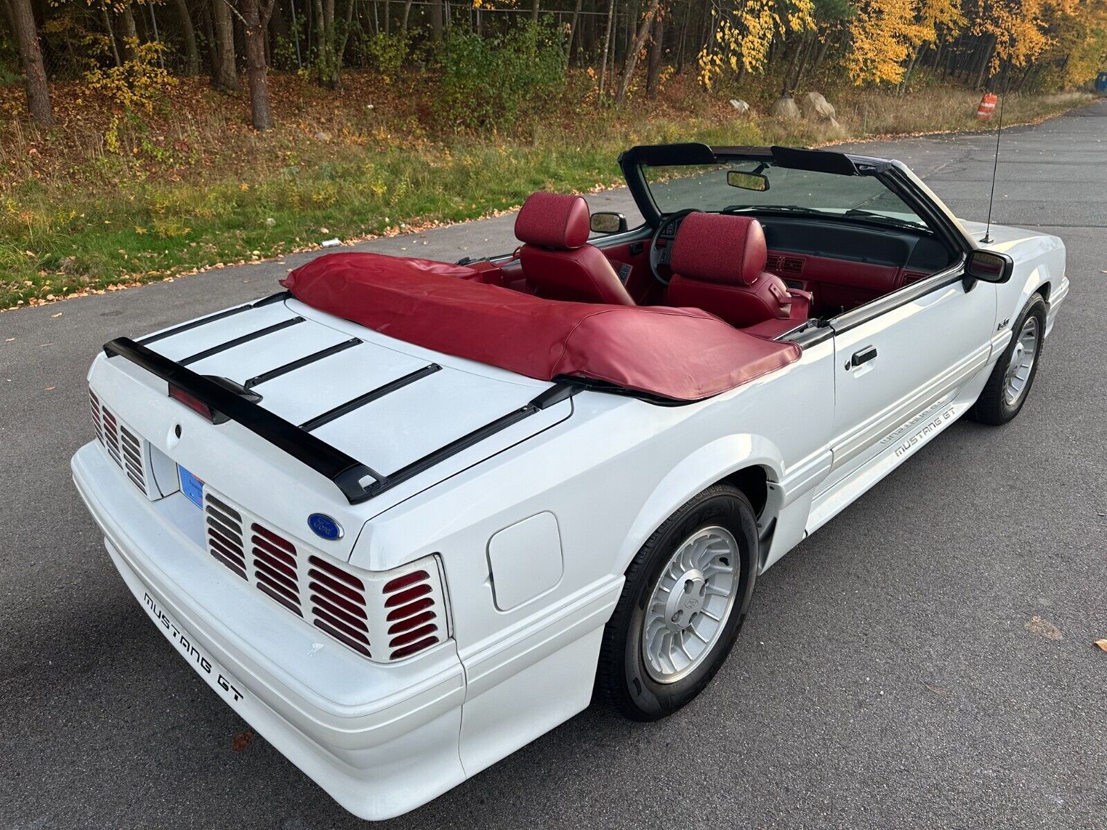 Ford-Mustang-Cabriolet-1989-11