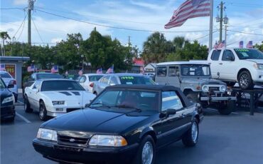 Ford-Mustang-Cabriolet-1989-2