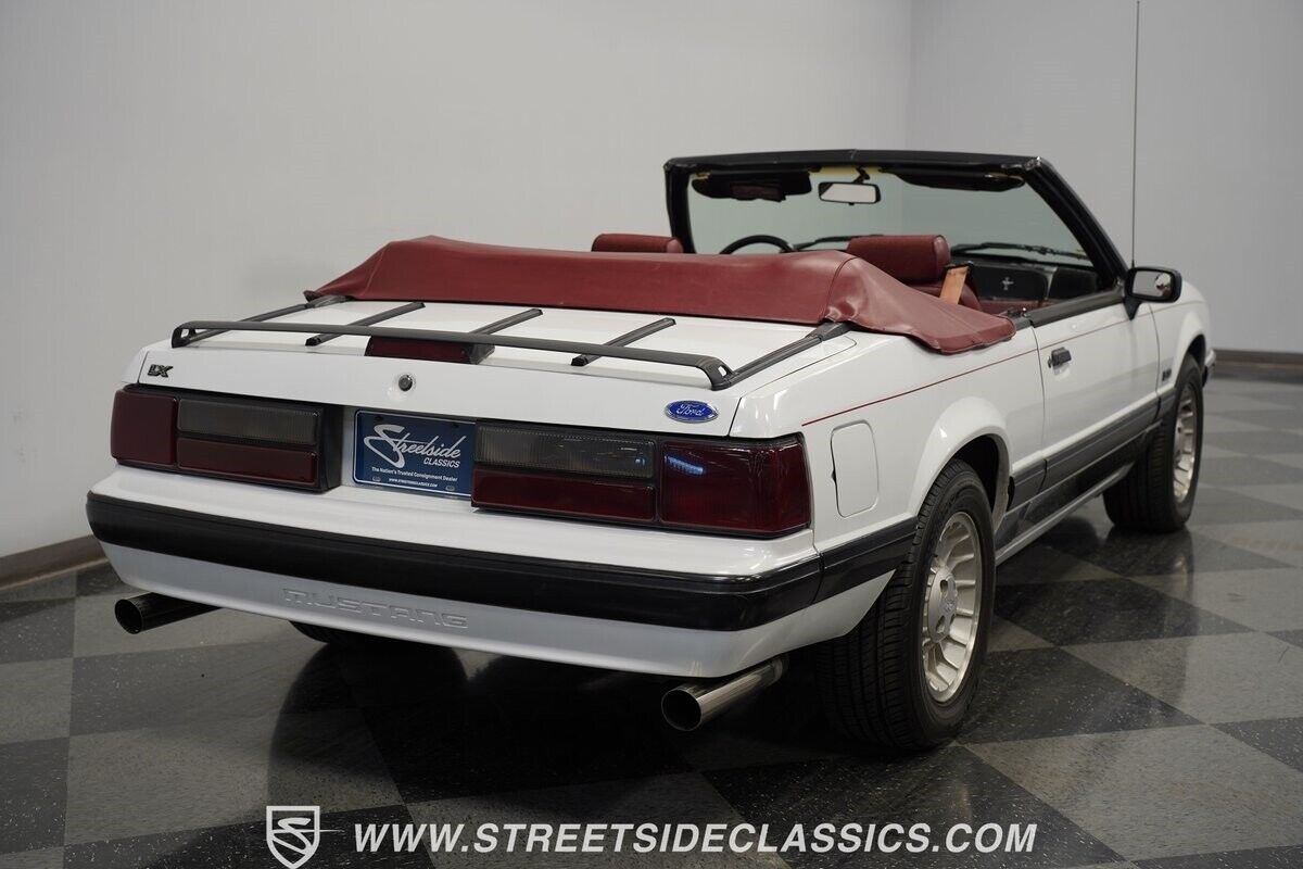 Ford-Mustang-Cabriolet-1990-White-Red-101331-11