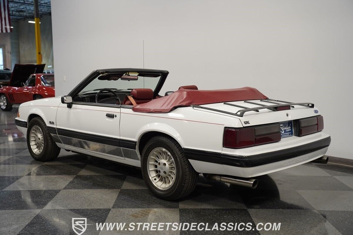 Ford-Mustang-Cabriolet-1990-White-Red-101331-7