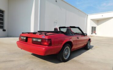 Ford-Mustang-Cabriolet-1992-Red-Red-91350-10