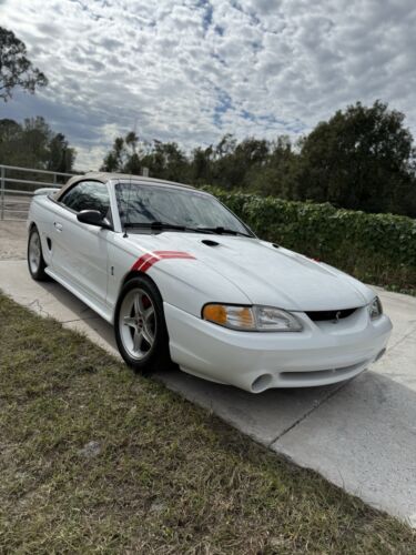 Ford-Mustang-Cabriolet-1996-2