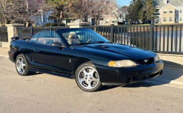 Ford-Mustang-Cabriolet-1996-2