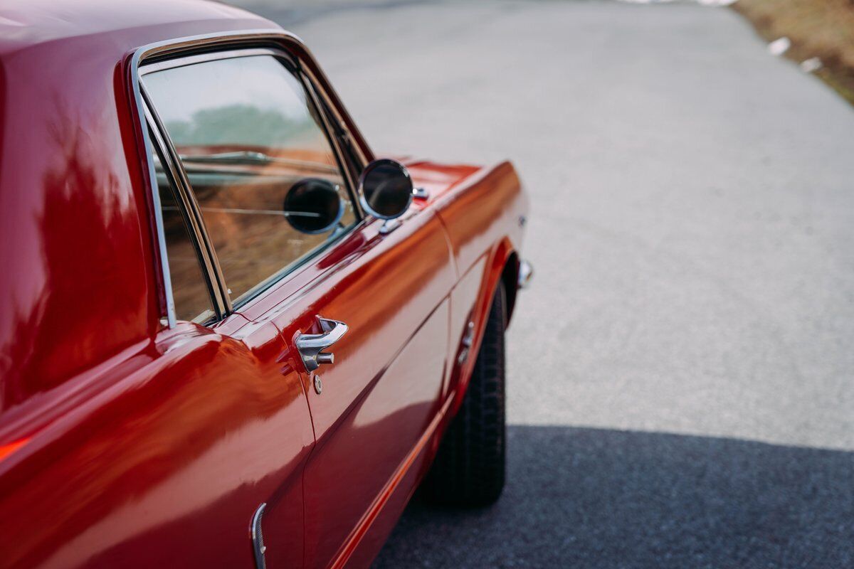 Ford-Mustang-Coupe-1965-13