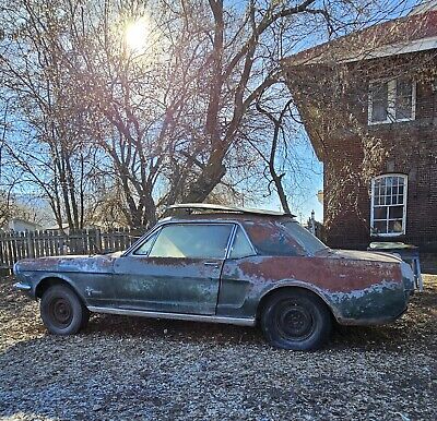 Ford-Mustang-Coupe-1965-Green-16092-3