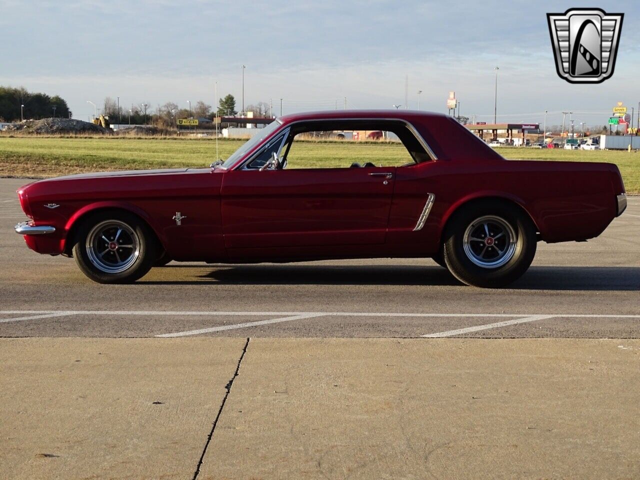 Ford-Mustang-Coupe-1965-Maroon-Black-95342-5