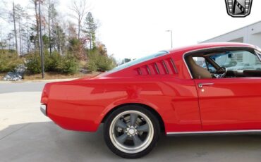 Ford-Mustang-Coupe-1965-Red-Tan-64-11