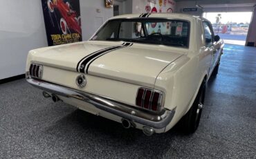 Ford-Mustang-Coupe-1965-White-23-4