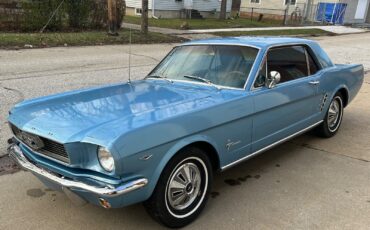 Ford-Mustang-Coupe-1966-73555-7