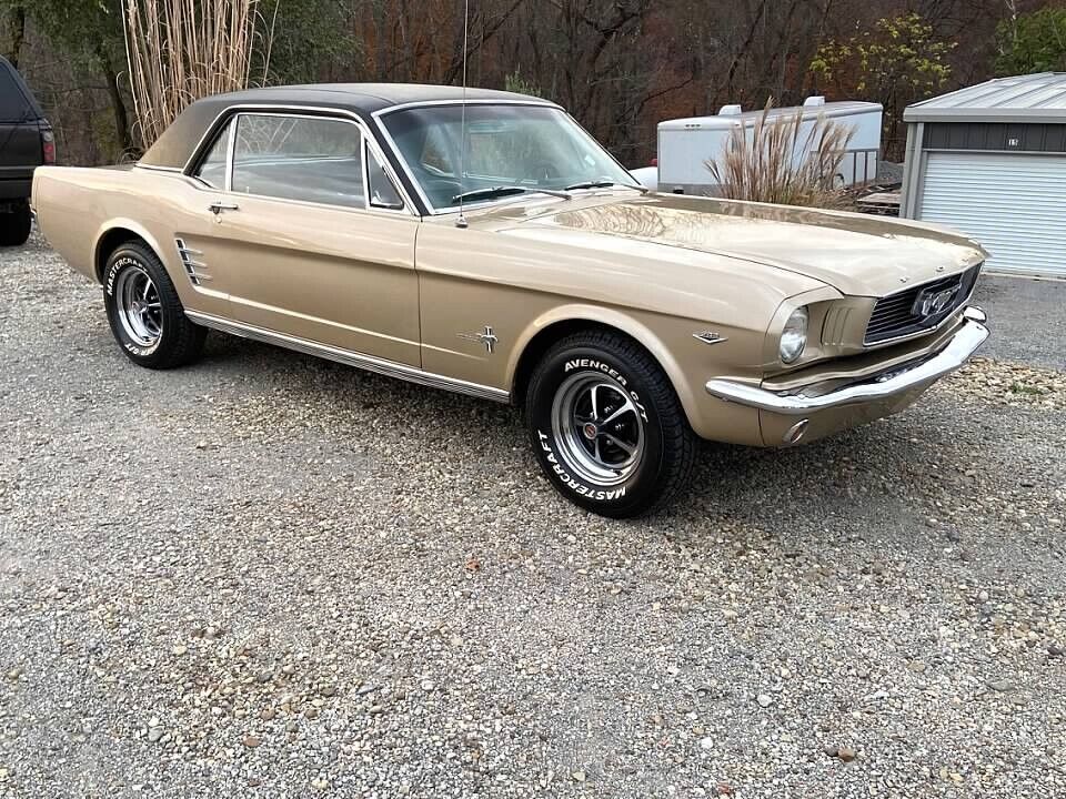 Ford-Mustang-Coupe-1966-9