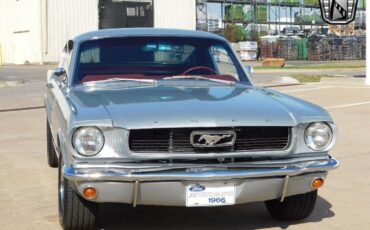 Ford-Mustang-Coupe-1966-Gray-Red-80952-10