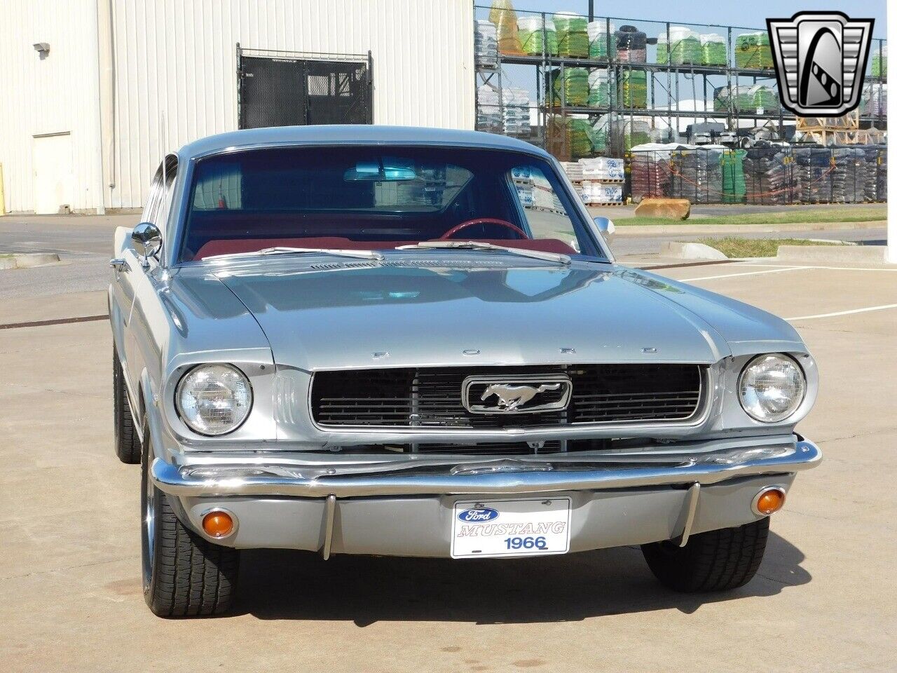 Ford-Mustang-Coupe-1966-Gray-Red-80952-10