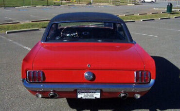 Ford-Mustang-Coupe-1966-Red-Black-115684-16