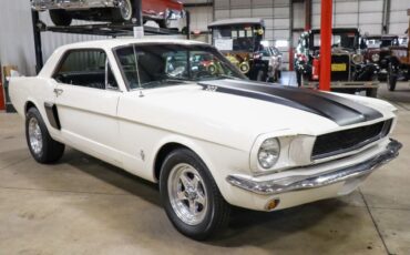 Ford-Mustang-Coupe-1966-White-Black-113468-11