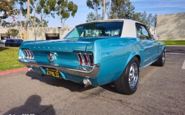 Ford-Mustang-Coupe-1967-Blue-Blue-166577-2