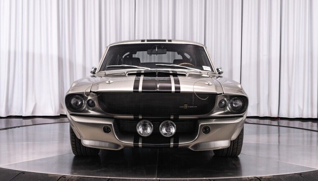 Ford-Mustang-Coupe-1967-Silver-Black-2626-6