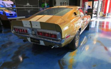 Ford-Mustang-Coupe-1968-Gold-Black-114244-2