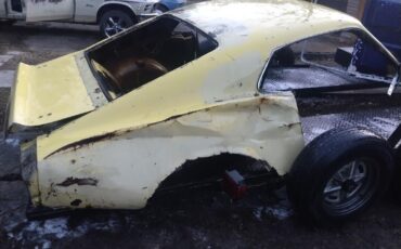 Ford-Mustang-Coupe-1970-Yellow-106413-3