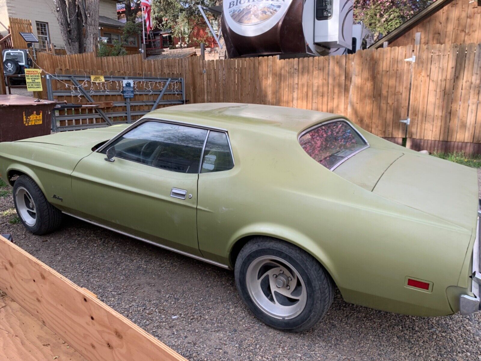 Ford-Mustang-Coupe-1973-Green-72113-3