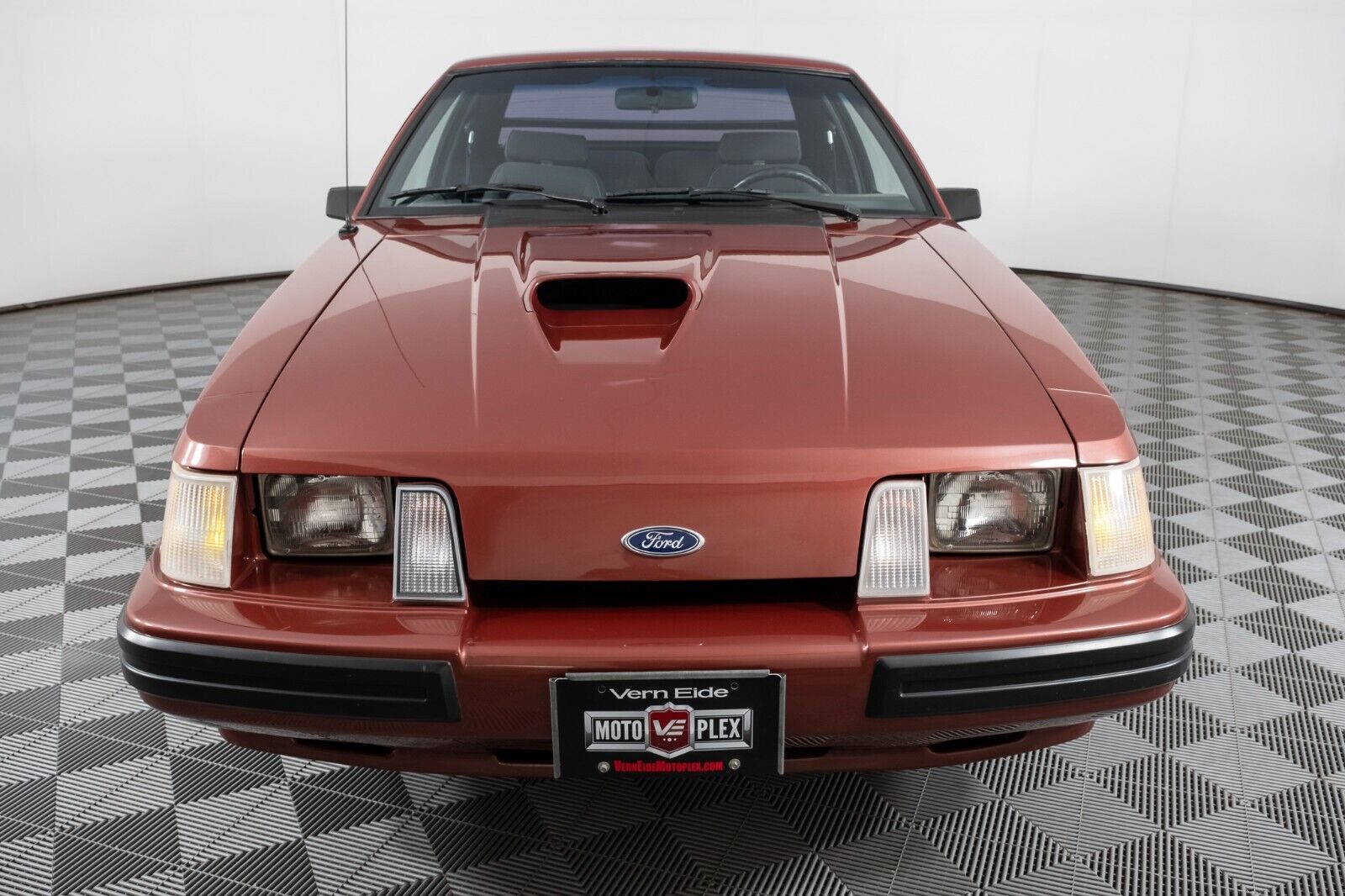 Ford-Mustang-Coupe-1984-5