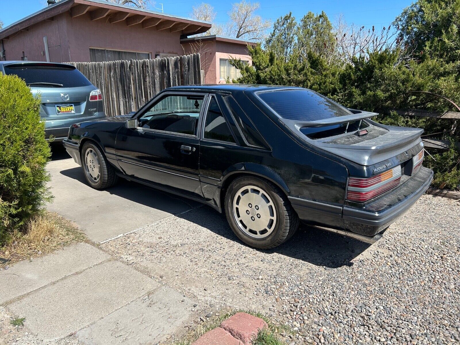 Ford-Mustang-Coupe-1985-Gray-152117-1