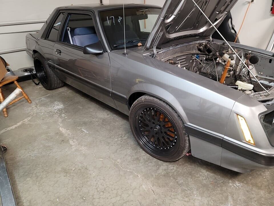 Ford-Mustang-Coupe-1986-Gray-73547-8