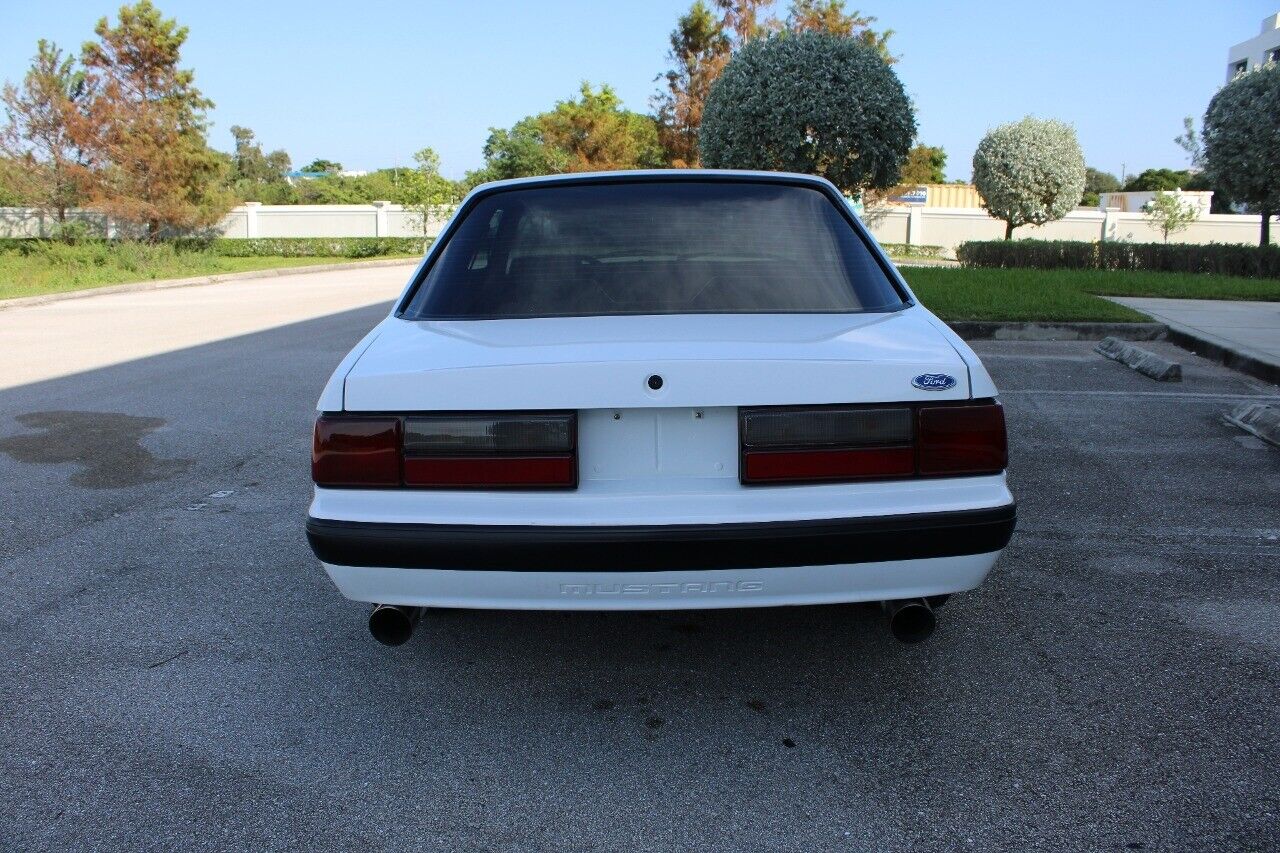 Ford-Mustang-Coupe-1991-White-Red-5-5