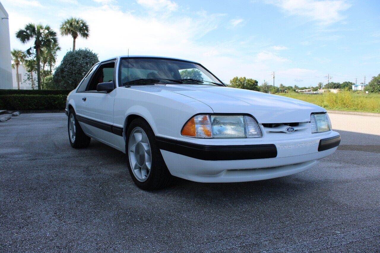 Ford-Mustang-Coupe-1991-White-Red-5-8