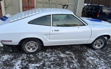 Ford-Mustang-cobra-1976-white-135185-4