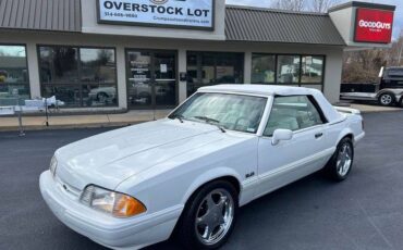 Ford-Mustang-convertible-1993-3