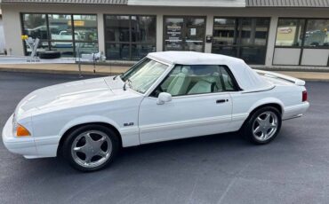 Ford-Mustang-convertible-1993