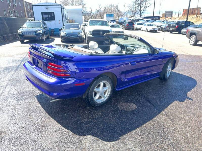 Ford-Mustang-convertible-1995-115182-14