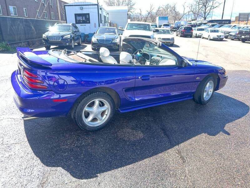 Ford-Mustang-convertible-1995-115182-15