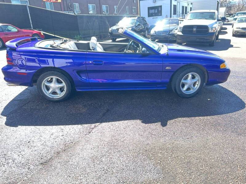 Ford-Mustang-convertible-1995-115182-17