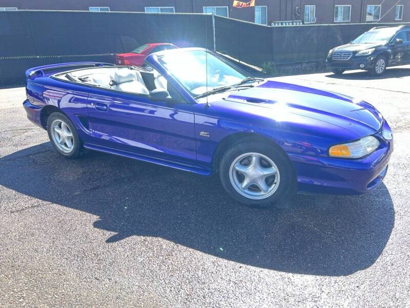 Ford-Mustang-convertible-1995-115182