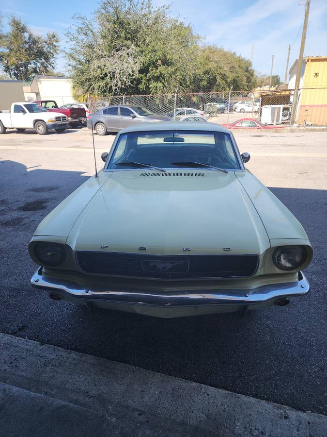 Ford-Mustang-coupe-1966-yellow-117482-6