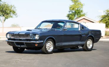 Ford-Mustang-fastback-1965-1698-1