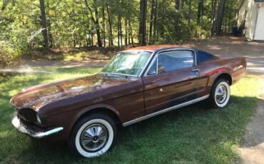 Ford-Mustang-fastback-1966-1