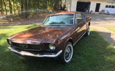 Ford-Mustang-fastback-1966