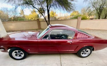 Ford-Mustang-fastback-gt-1966-7