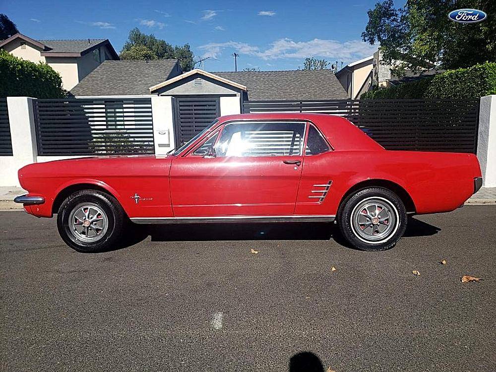 Ford-Mustang-flat-6-1966-red-11-9