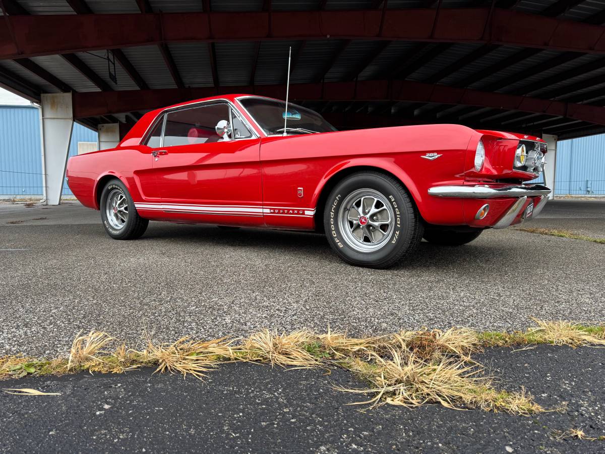 Ford-Mustang-gt-1965-2