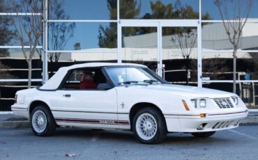 Ford-Mustang-gt-1984-2