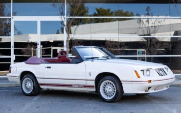 Ford-Mustang-gt-1984-3