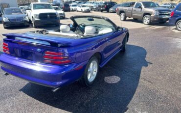 Ford-Mustang-gt-2dr-convertible-1995-18