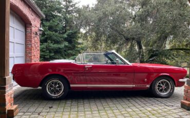 Ford-Mustang-gt-convertible-1966-8