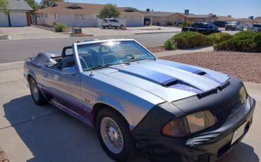 Ford-Mustang-gt-convertible-1986-4