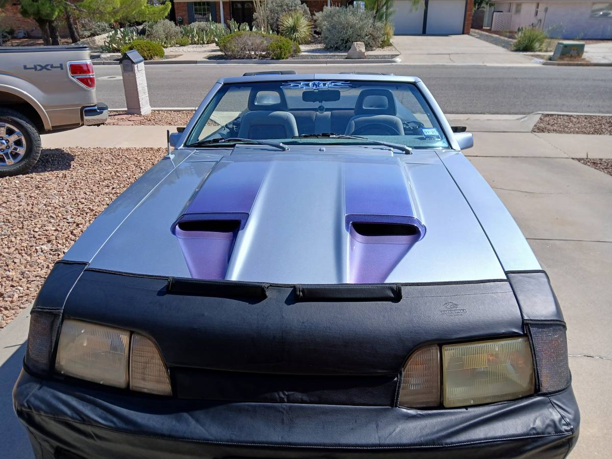 Ford-Mustang-gt-convertible-1986-8