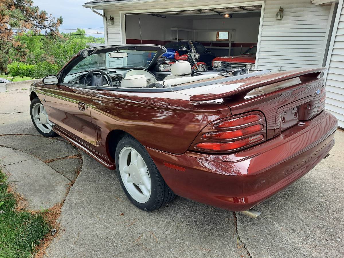 Ford-Mustang-gt-convertible-1994-red-140013-2