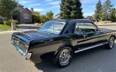 Ford-Mustang-gt-coupe-1965-13